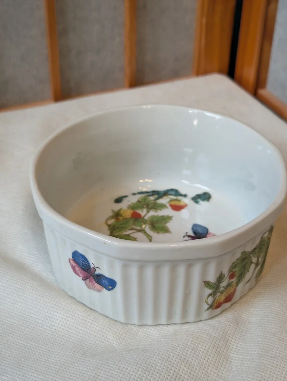 Vintage Royal Crown Ardalt 6.5 Inch Oven To Table Cookware Dish Strawberry Butte